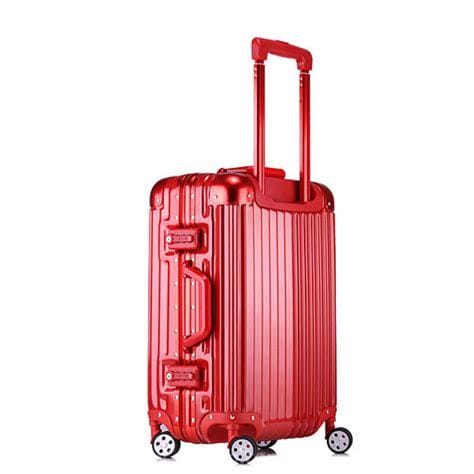 多大的行李箱可以带上飞机不托运 能带多大的行李箱上飞机