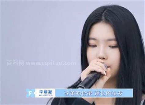 蓬松的头发淡黄的长裙歌词 melody完整歌词