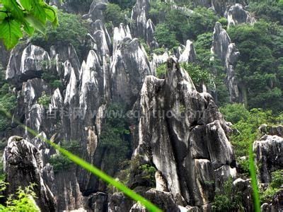 怪石嶙峋什么意思（山石嶙峋什么意思）