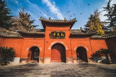 洛阳白马寺建于(洛阳白马寺建于什么时期)