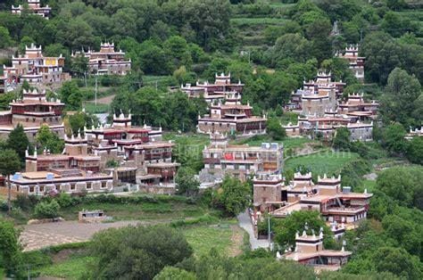 丹巴藏寨旅游攻略(四川丹巴藏寨旅游攻略)