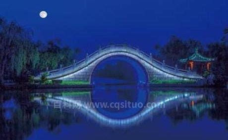 古诗二十四桥明月夜描写的是哪里的美景
