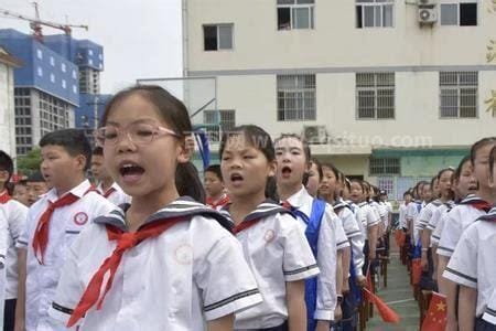 小学超龄儿童是几岁