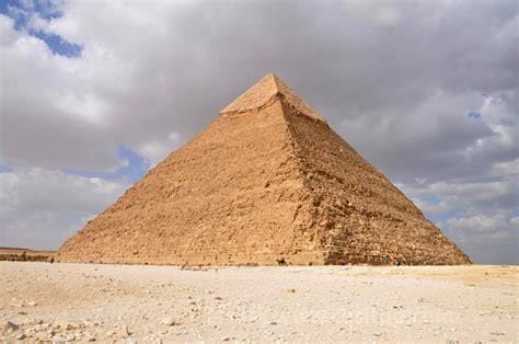 埃及金字塔的阅读答案