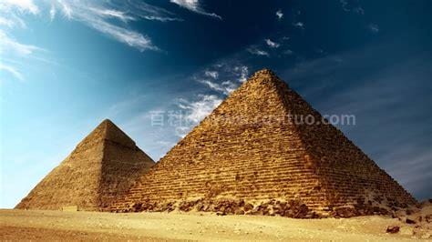 古埃及的金字塔是怎样建成的20字