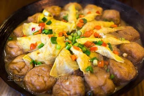 徽州名菜“一品锅”的做法是把各种