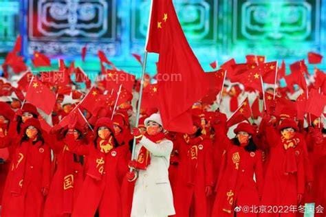 2022冬奥会中国队入场服装牌子特点