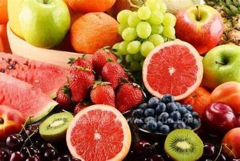 痛风不能吃的三种水果，是橘子／哈密瓜／木瓜优质