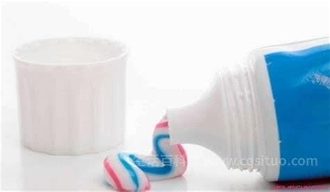 牙膏加一物可快速祛斑，加柠檬汁是祛斑的绝配优质