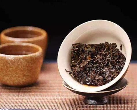 黑茶多少钱一斤，普通60~180元（年份越