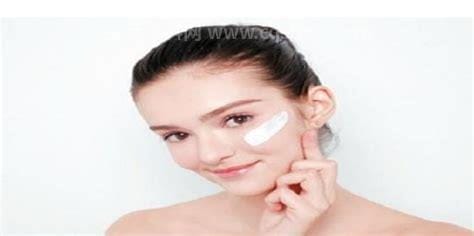 25岁护肤的正确步骤，推荐用温水清洁脸部优质