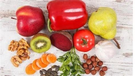 4种痛风不能吃的蔬菜，分别菠菜/豆芽/洋葱辣椒优质