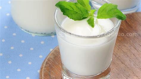 21天酸奶过期了6天在冰箱能喝吗，不建议喝,保质期21天的酸奶过期了10天,还可以喝优质