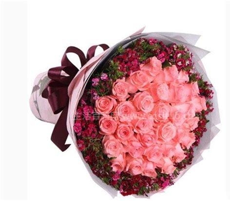 33朵和9朵玫瑰代表什么意思，被视为浪漫爱情的象征,33朵粉色玫瑰什么意思优质
